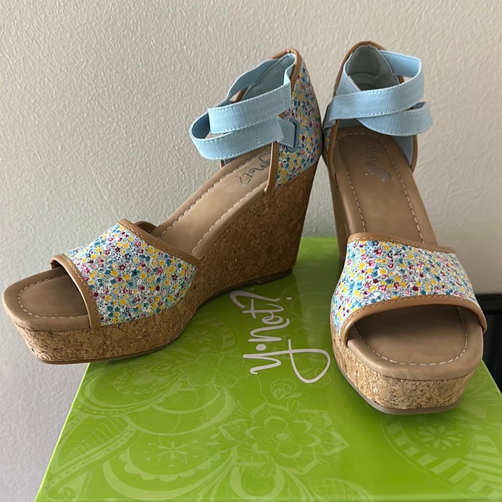 Y Not platform sandals